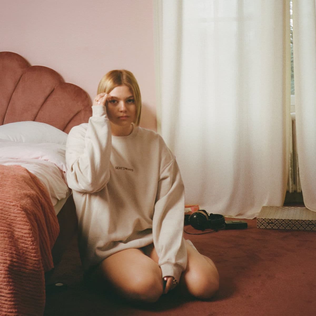 Louane - Album Sentiments · Site dédié aux fans